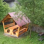 Εξοχικό σπίτι шепіт річки *